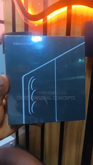 New Samsung Galaxy Z Fold7 1 TB Silver