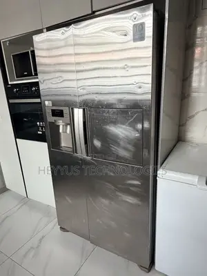 Samsung Side by Side Inverter Refrigerator With Ice Maker