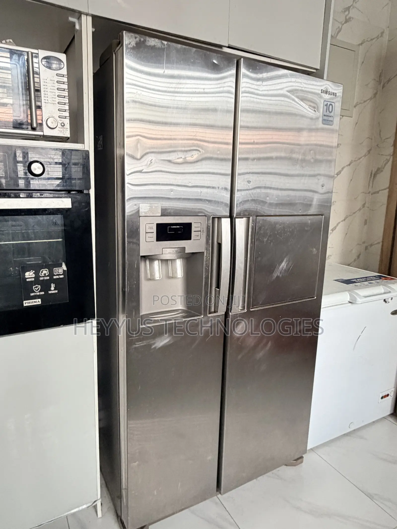 Samsung Side by Side Inverter Refrigerator With Ice Maker