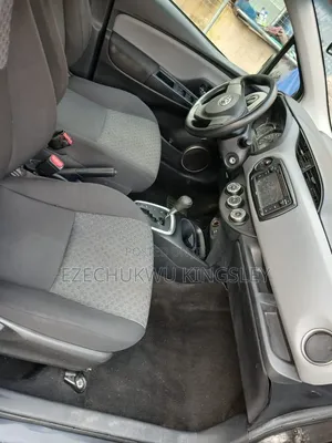 Toyota Yaris 2015 Black