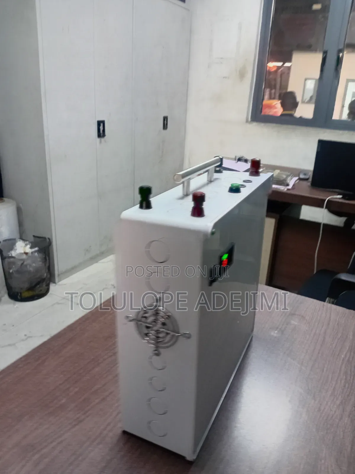 600W Solar Generator