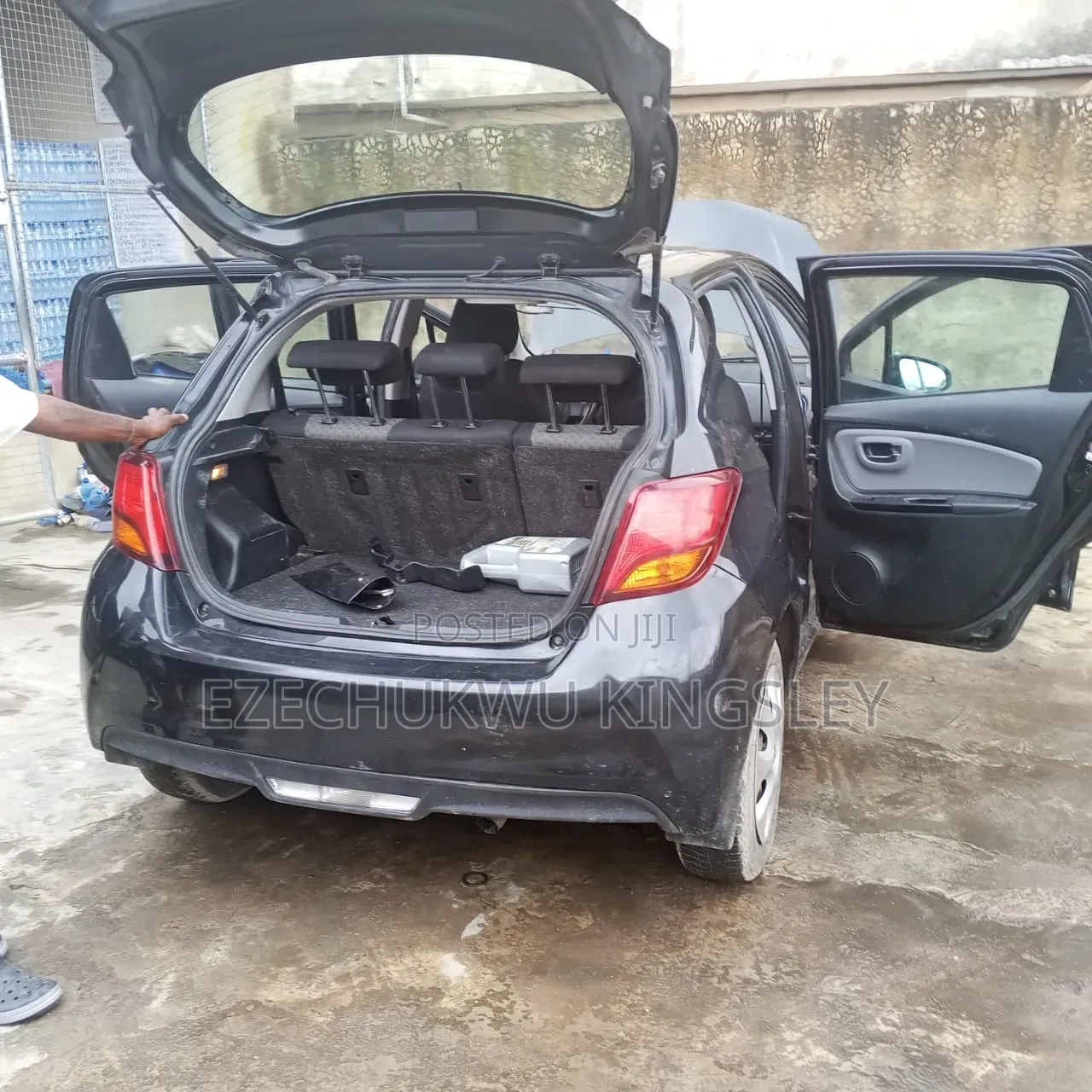 Toyota Yaris 2015 Black