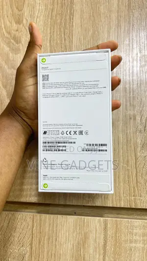 New Apple iPhone 17 512 GB Green