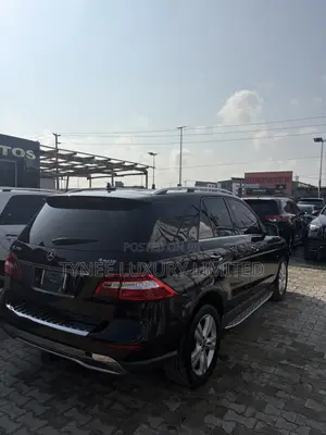 Mercedes-Benz M Class 2012 Black