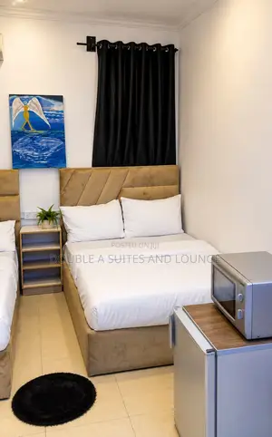 Shared Girl Apartment in Phase One