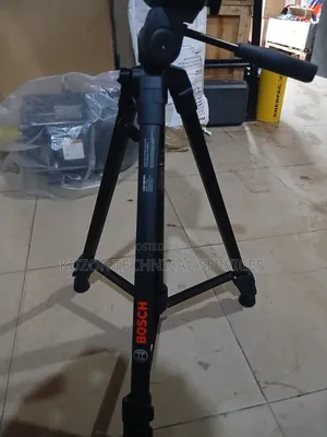 BT 150 Building Tripod