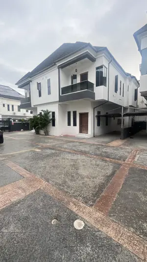 4bdrm Duplex in A Secured Estate, Chevron for rent