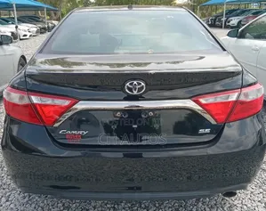 Toyota Camry SE 4dr Sedan (2.5L 4cyl 6A) 2016 Matt Black