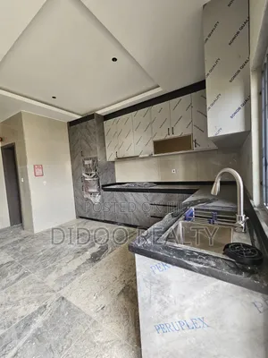 3bdrm Block of Flats in Mabushi for rent