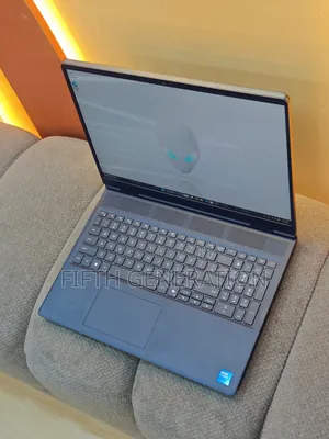 Laptop Alienware 16 Aurora 16GB Intel Core 7 SSD 1T