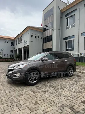 Hyundai Santa Fe 2015 Gray