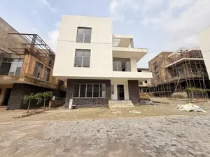 5bdrm Duplex in Wuye for sale