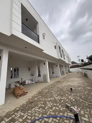 3bdrm Duplex in Sangotedo Ajah Lekki for sale