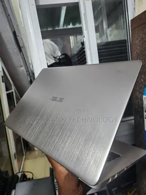 Laptop Asus R50A 8GB Intel Core i5 SSD 128GB