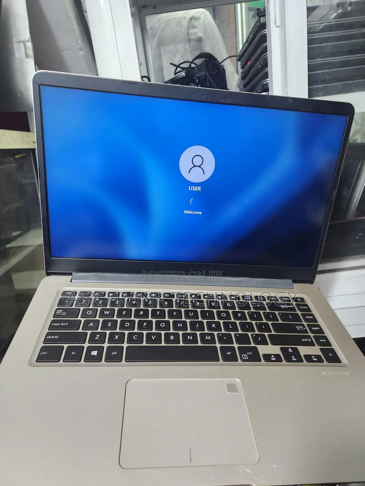 Laptop Asus R50A 8GB Intel Core i5 SSD 128GB