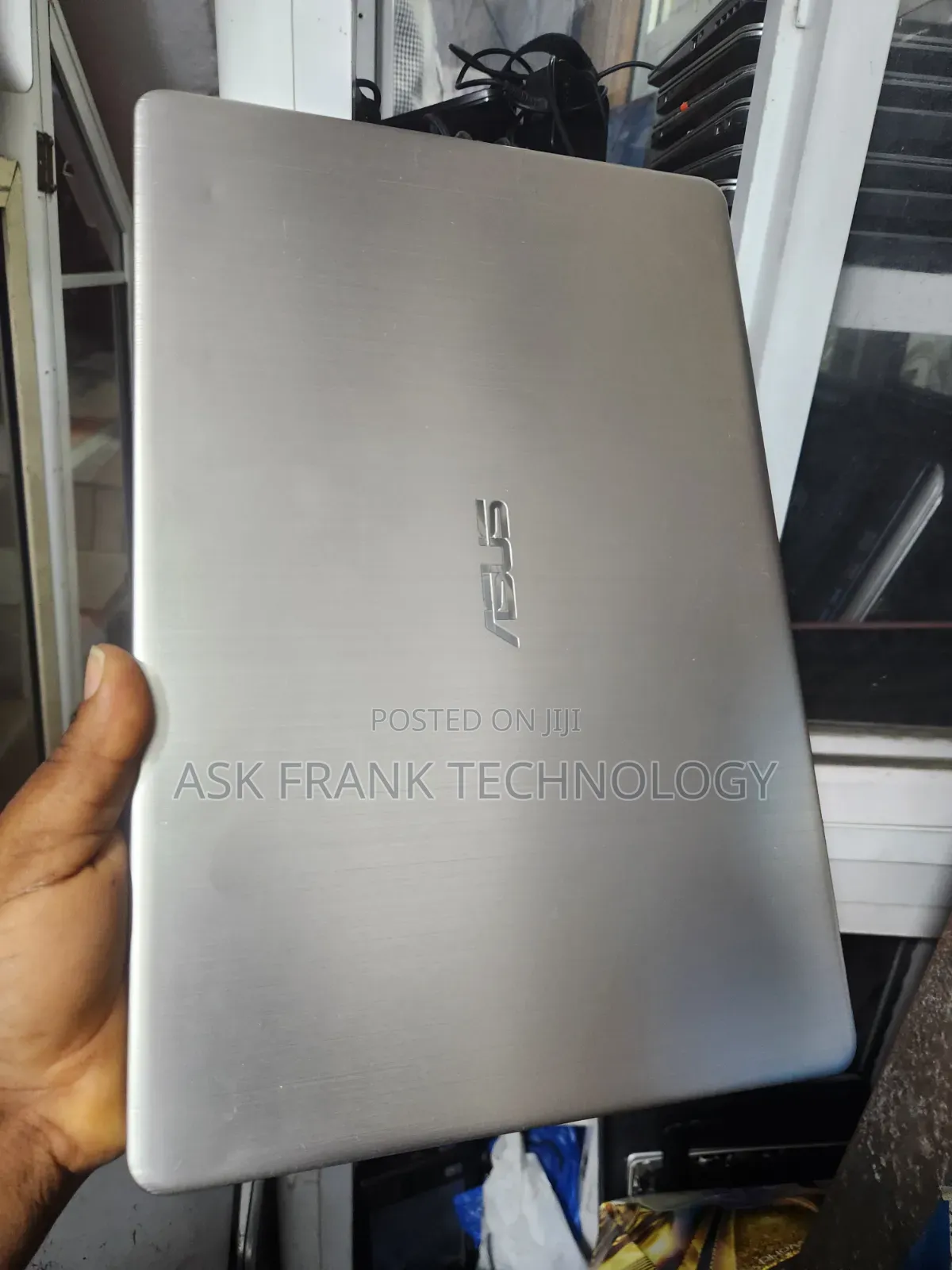 Laptop Asus R50A 8GB Intel Core i5 SSD 128GB