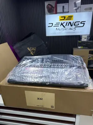 Original Behringer X32 Digital Mixer