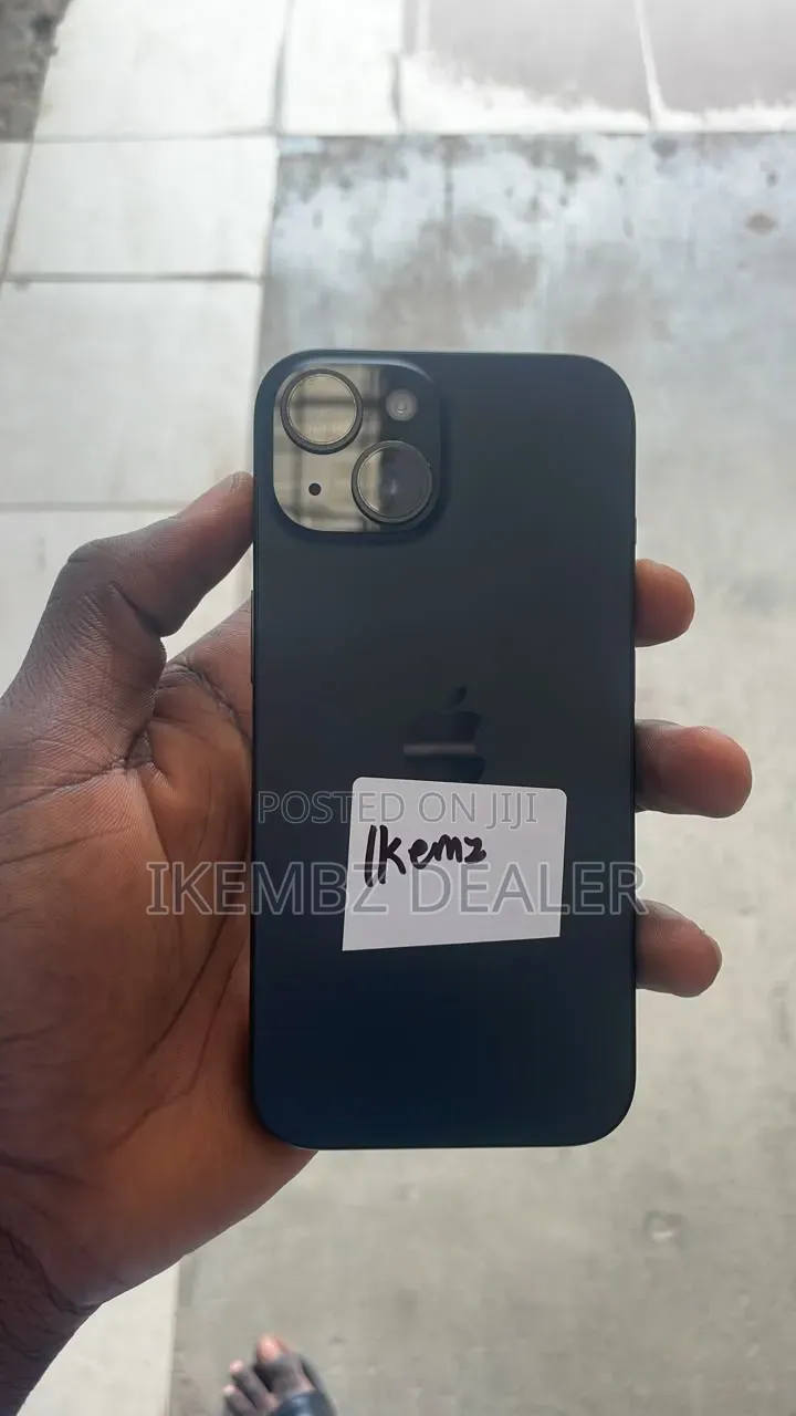 Apple iPhone 15 128 GB Black