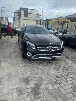 Mercedes-Benz GLA 250 2015 Black