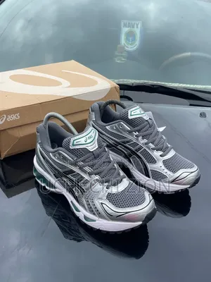 Original N/B Trainers