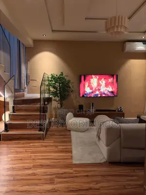 WOODLOFT- One Bedroom Loft Apartment