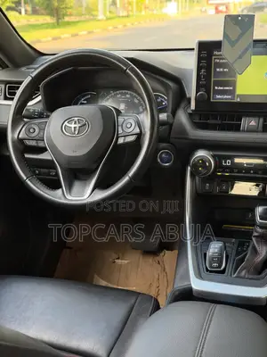 Toyota RAV4 2021 Gray