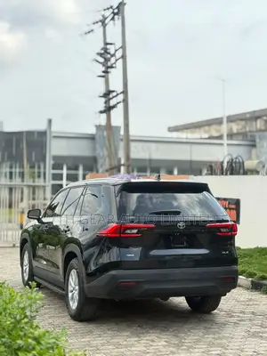 Toyota Highlander XLE FWD 2024 Black
