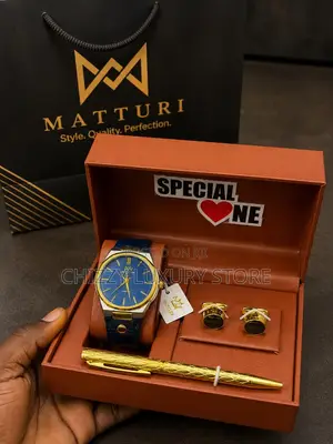 Matturi Quality Luxury Men Rubber Strap Wristwatch