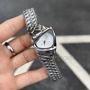 Y2K Quality Chain Strap Wristwatch