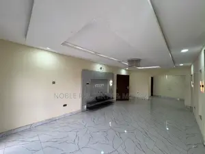 3bdrm Apartment in Wuse 2 for rent