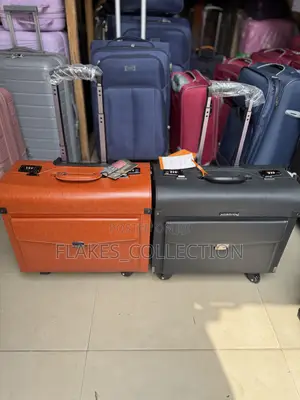 Black and Brown Pilotcase
