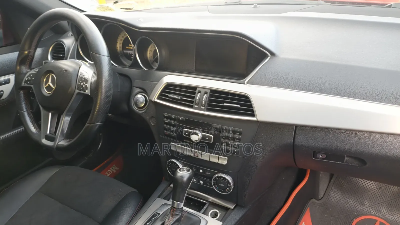 Mercedes-Benz C300 2013 Red