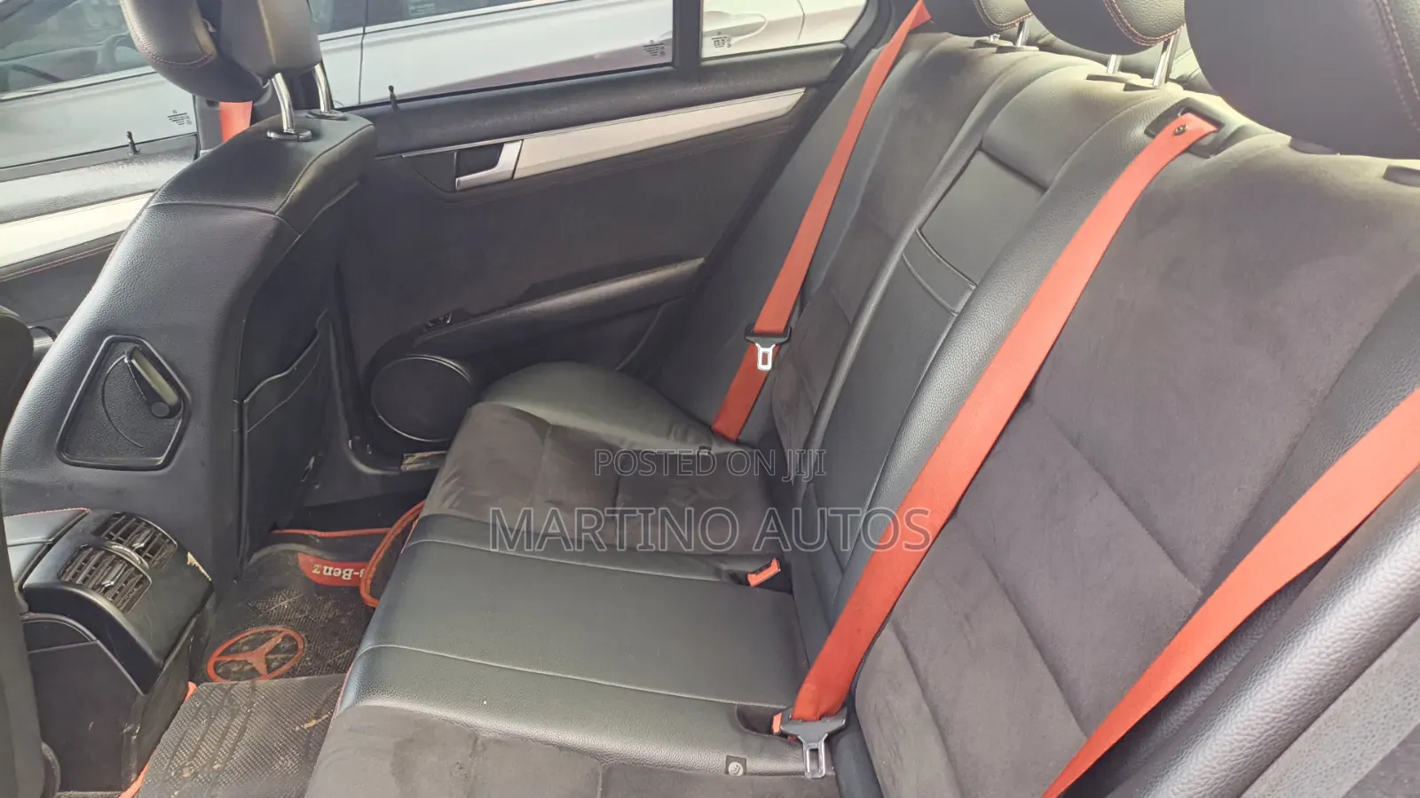 Mercedes-Benz C300 2013 Red