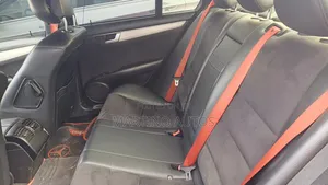 Mercedes-Benz C300 2013 Red