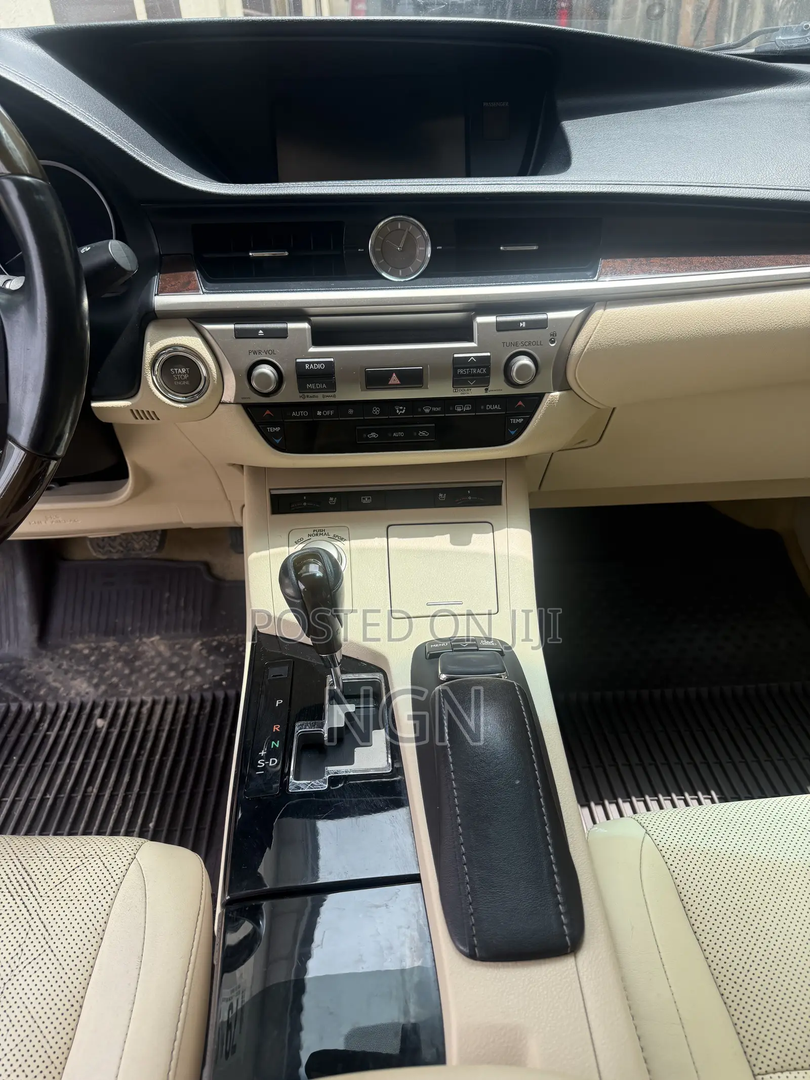 Lexus ES 2013 Gold