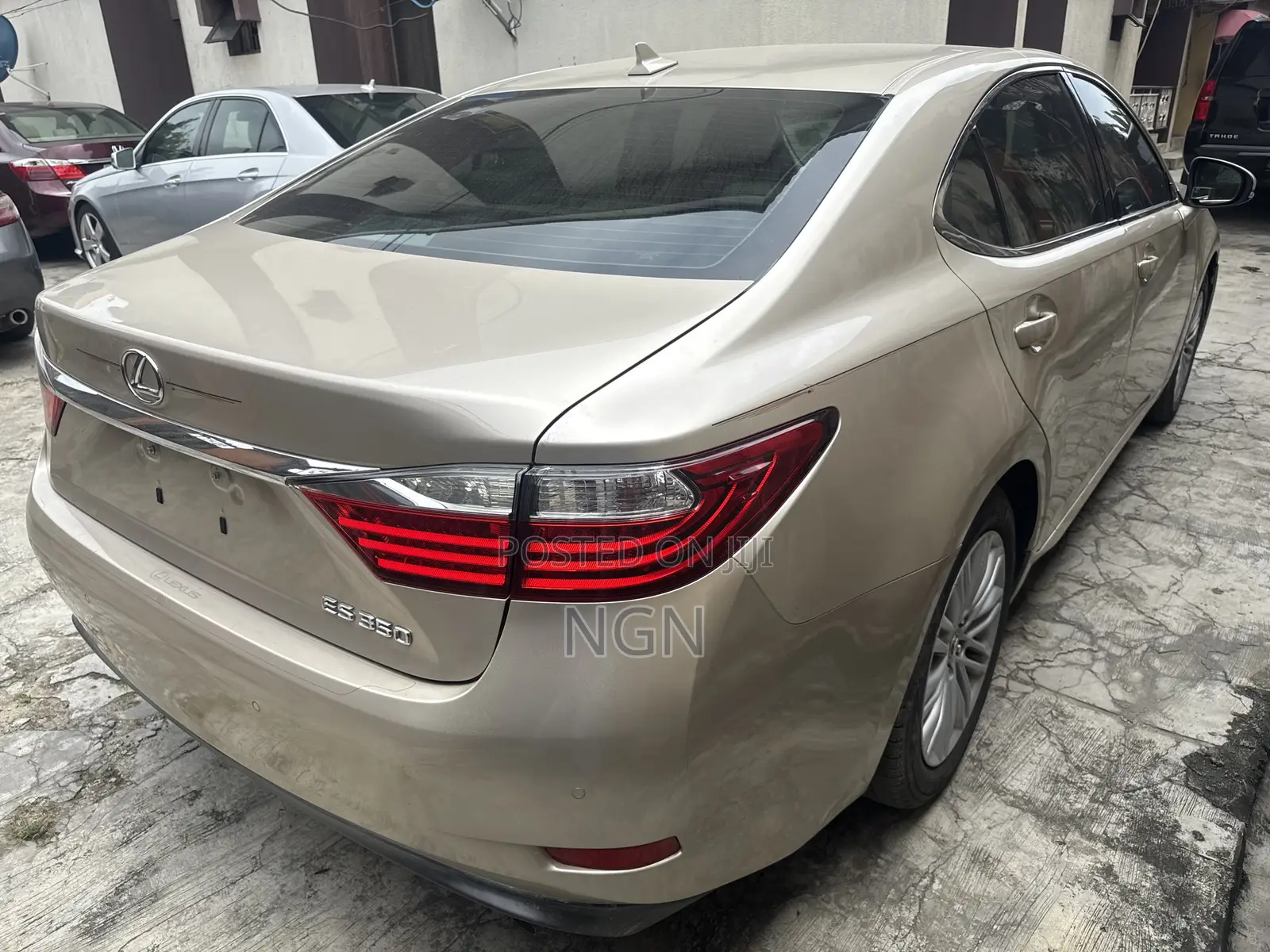 Lexus ES 2013 Gold