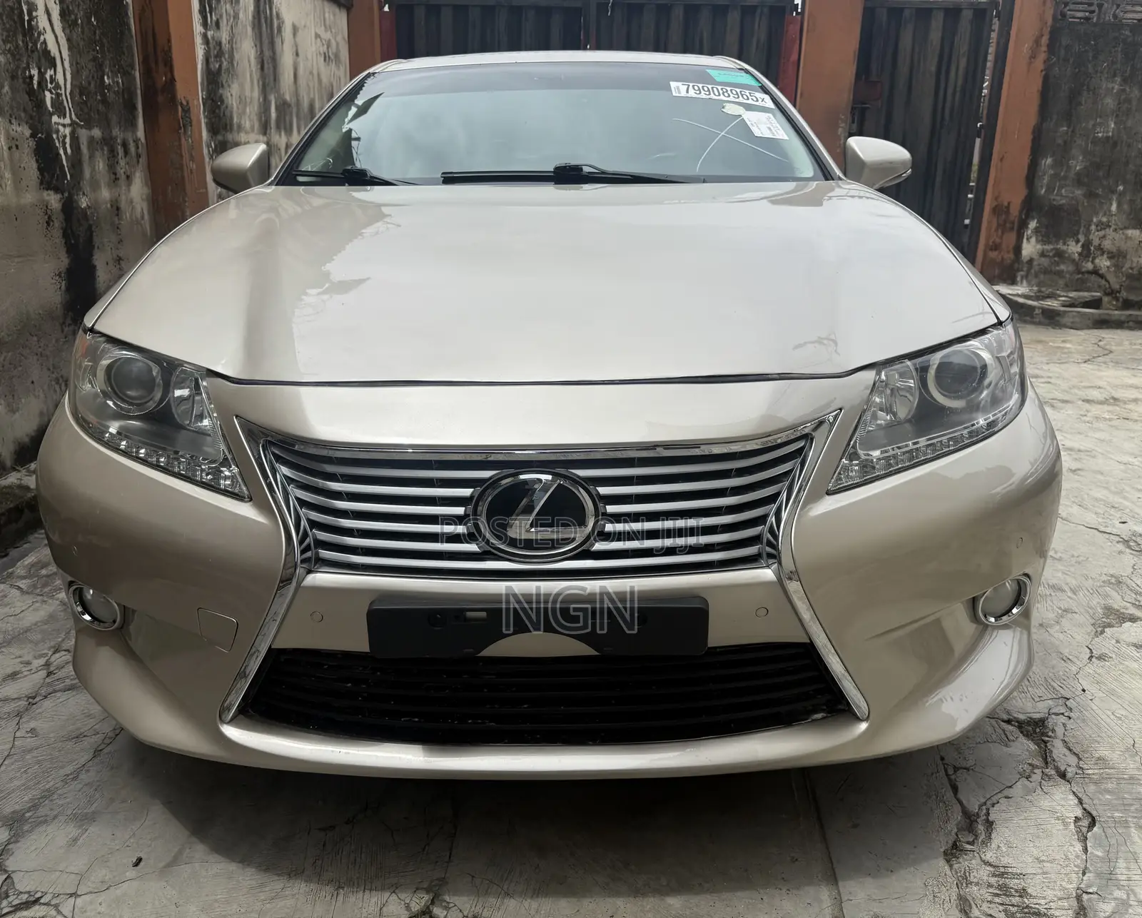 Lexus ES 2013 Gold