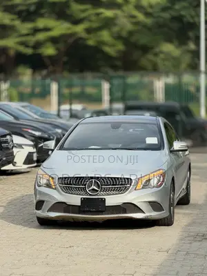 Mercedes-Benz CLA-Class CLA 250 4MATIC Sedan 2014 Silver