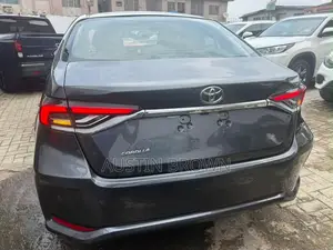Toyota Corolla 2021 Gray