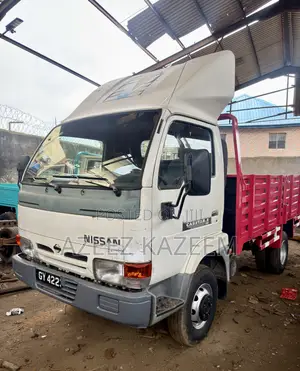 Nissan Cabstar Diesel Engine Long Chasis