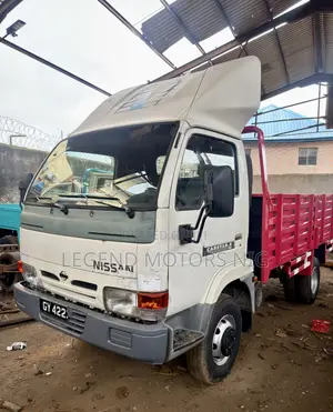Nissan Cabstar Diesel Engine Long Chasis