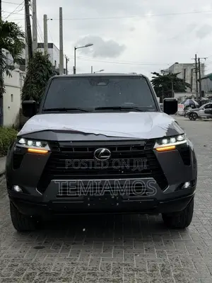 Lexus GX 550 Luxury+ 4WD 2025 Gray