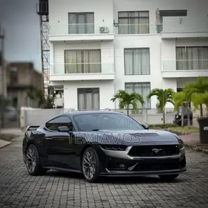 Ford Mustang EcoBoost Premium Fastback 2025 Black