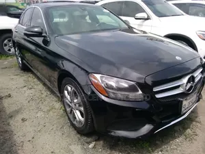 Mercedes-Benz C300 Luxury 4Matic Sedan AWD (2.0L 4cyl 7A) 2016 Black