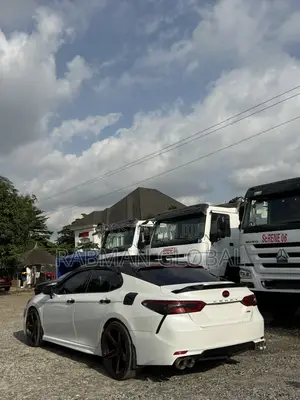 Toyota Camry XSE FWD 2020 White