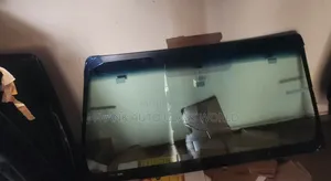 Toyota Hilux 2010 Windscreen Glass
