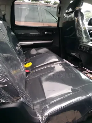 Toyota Tundra 2017 Black