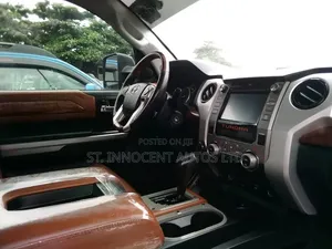 Toyota Tundra 2017 Brown