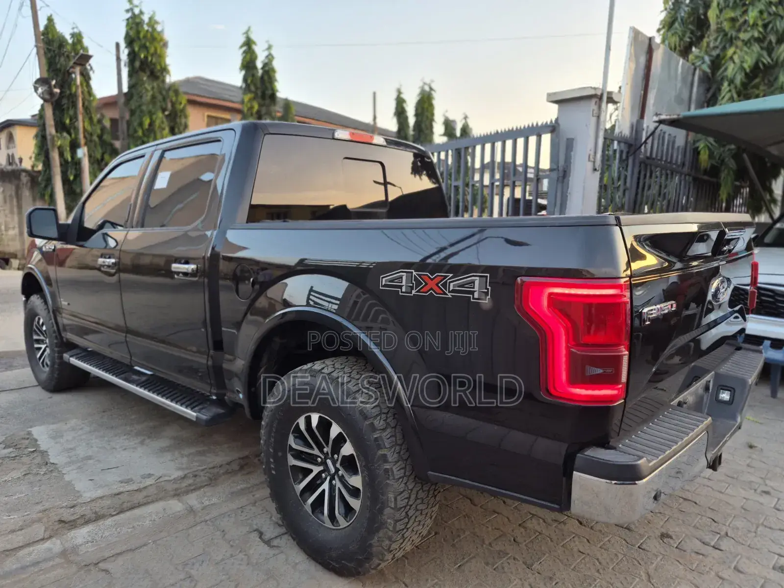 Ford F-150 2016 Black