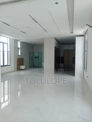 2bdrm Duplex in Lekki Phase 1 for rent
